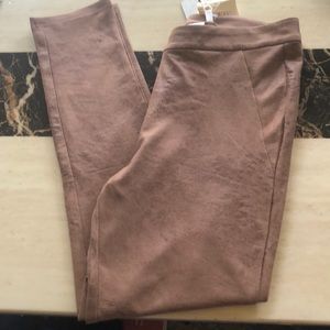 NWT La Bellum Hillary Scott Faux Suede Skinny Jean